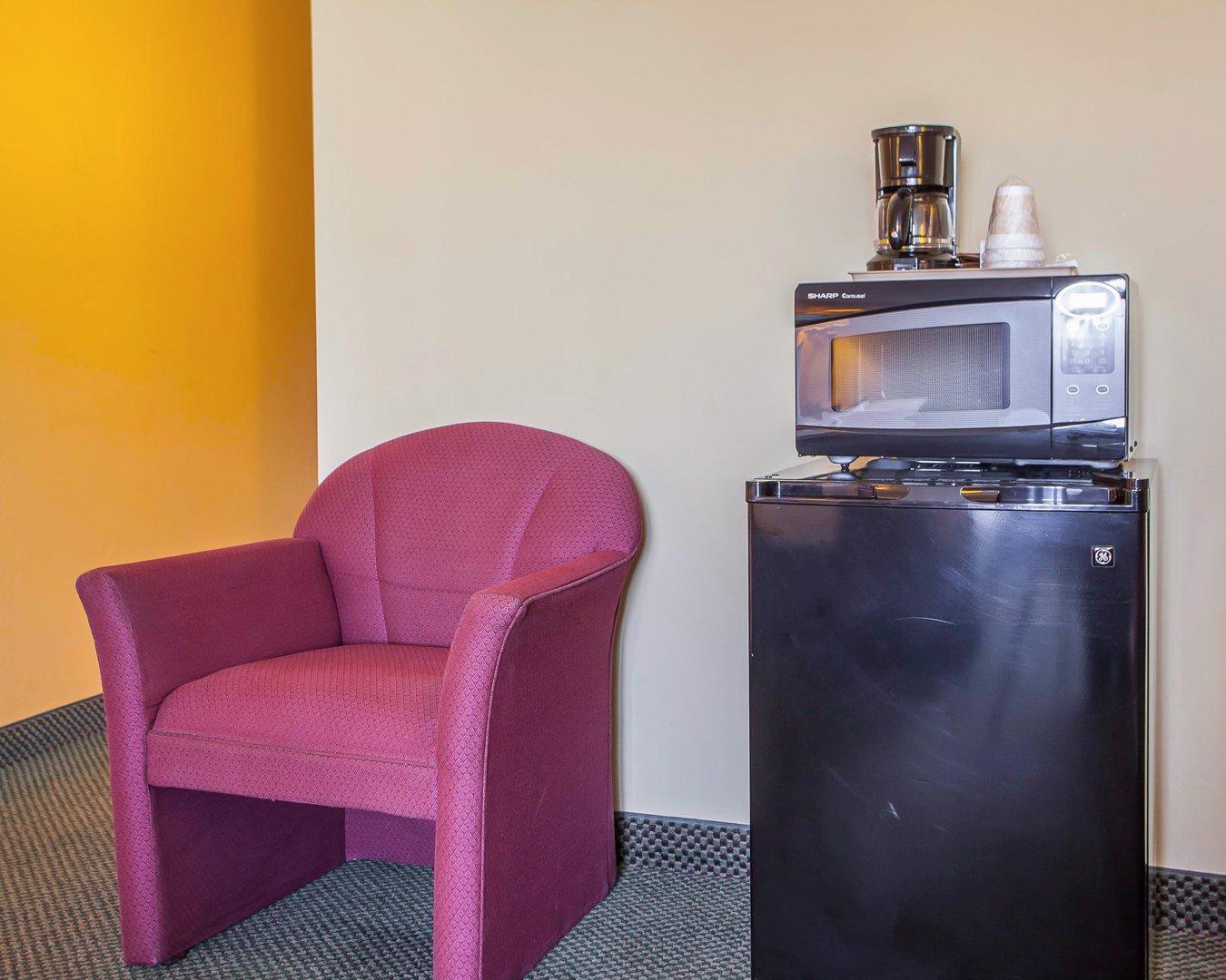 Quality Bradley- Bourbonnais Mini-hôtel