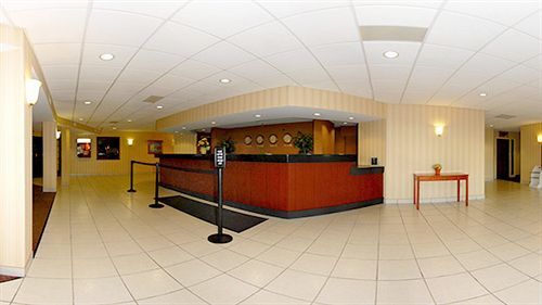 Mini-hôtel Quality Bradley- Bourbonnais 2*