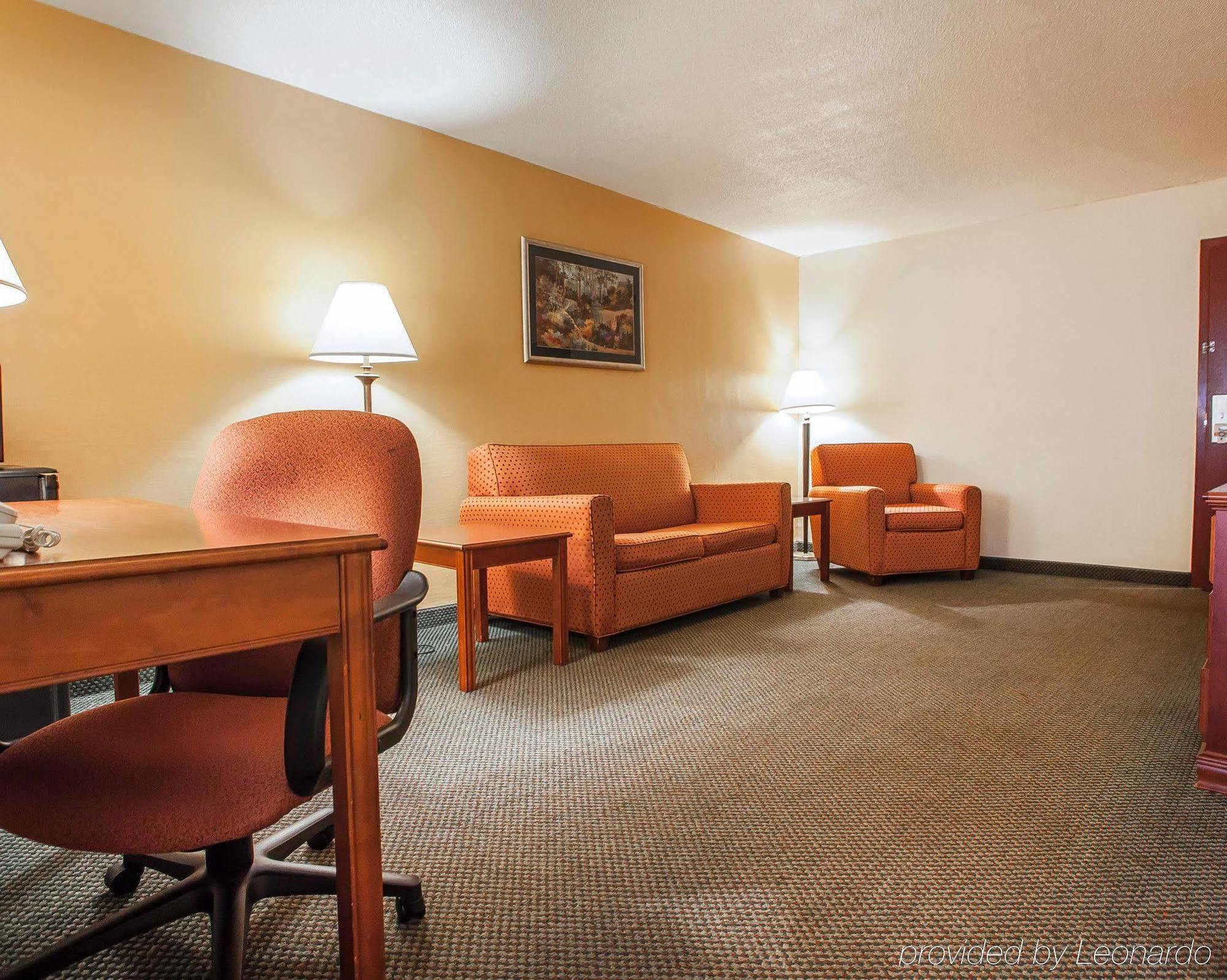 Mini-hôtel Quality Bradley- Bourbonnais 2*